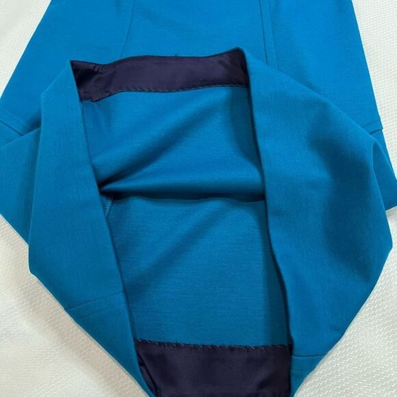 Diane Von Furstenburg Blue Abstract Neckline Dress. - Picture 6 of 10